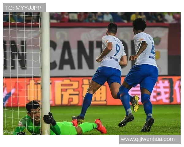 东方队大胜恒大六球零封展现强大实力引发热议