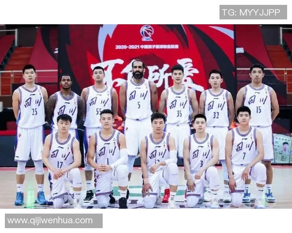 2021年CBA季后赛精彩对决广州队迎战山西队全力争夺晋级机会